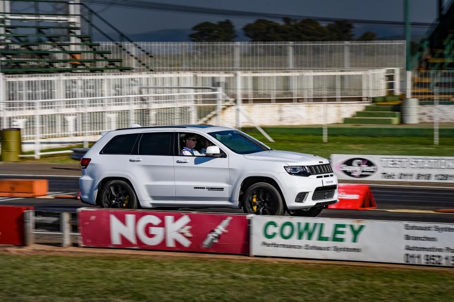  Jeep Grand Cherokee Trackhawk (WK2) 2019 года  (ZA) (фото 23 из 40)